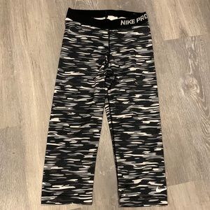 Nike pro Capri leggings